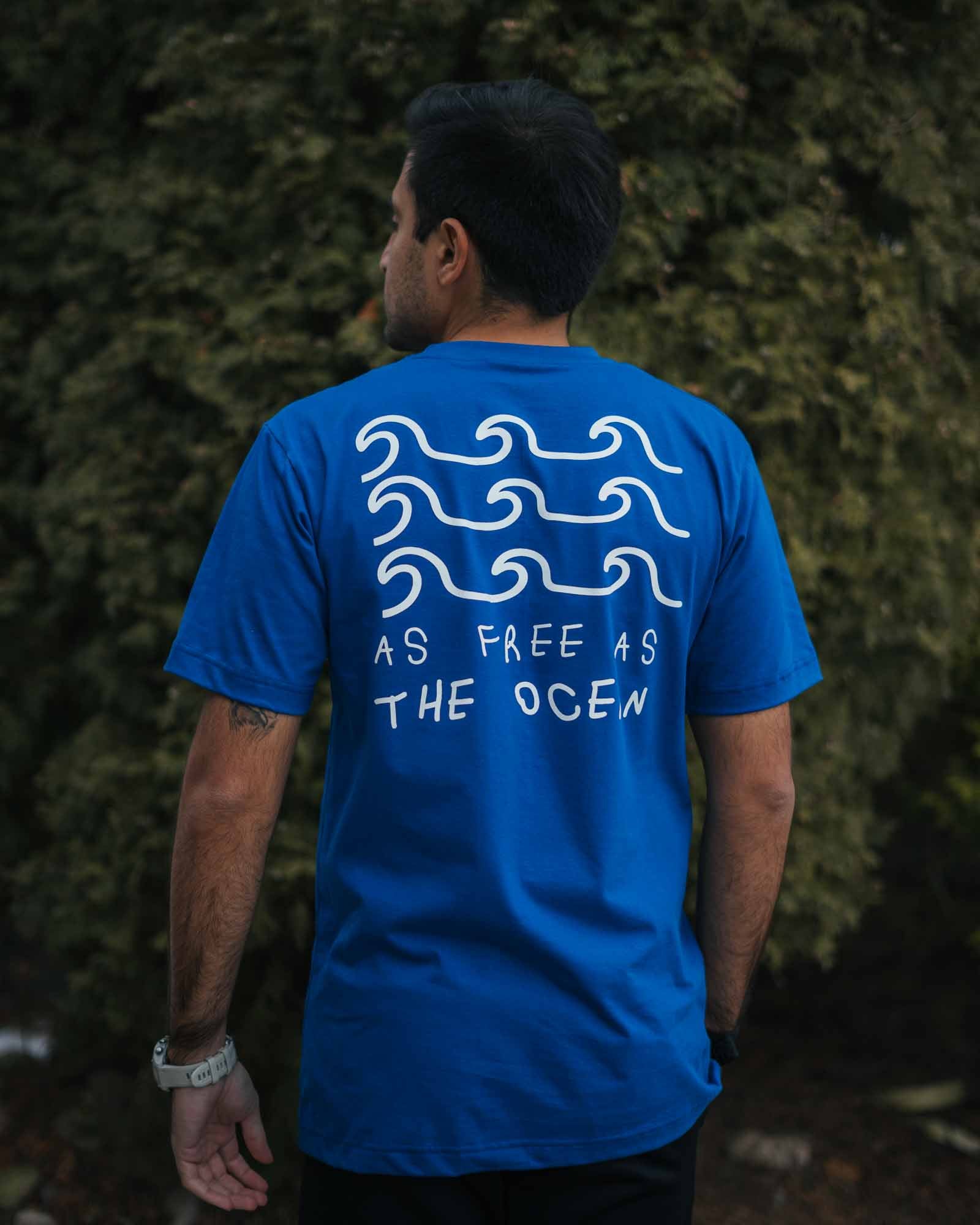 Soul of the Ocean プリントの908オーシャンTシャツ　半袖　３ As Free As The Ocean T-Shirt – Ocean Graphic Cotton Tshirt