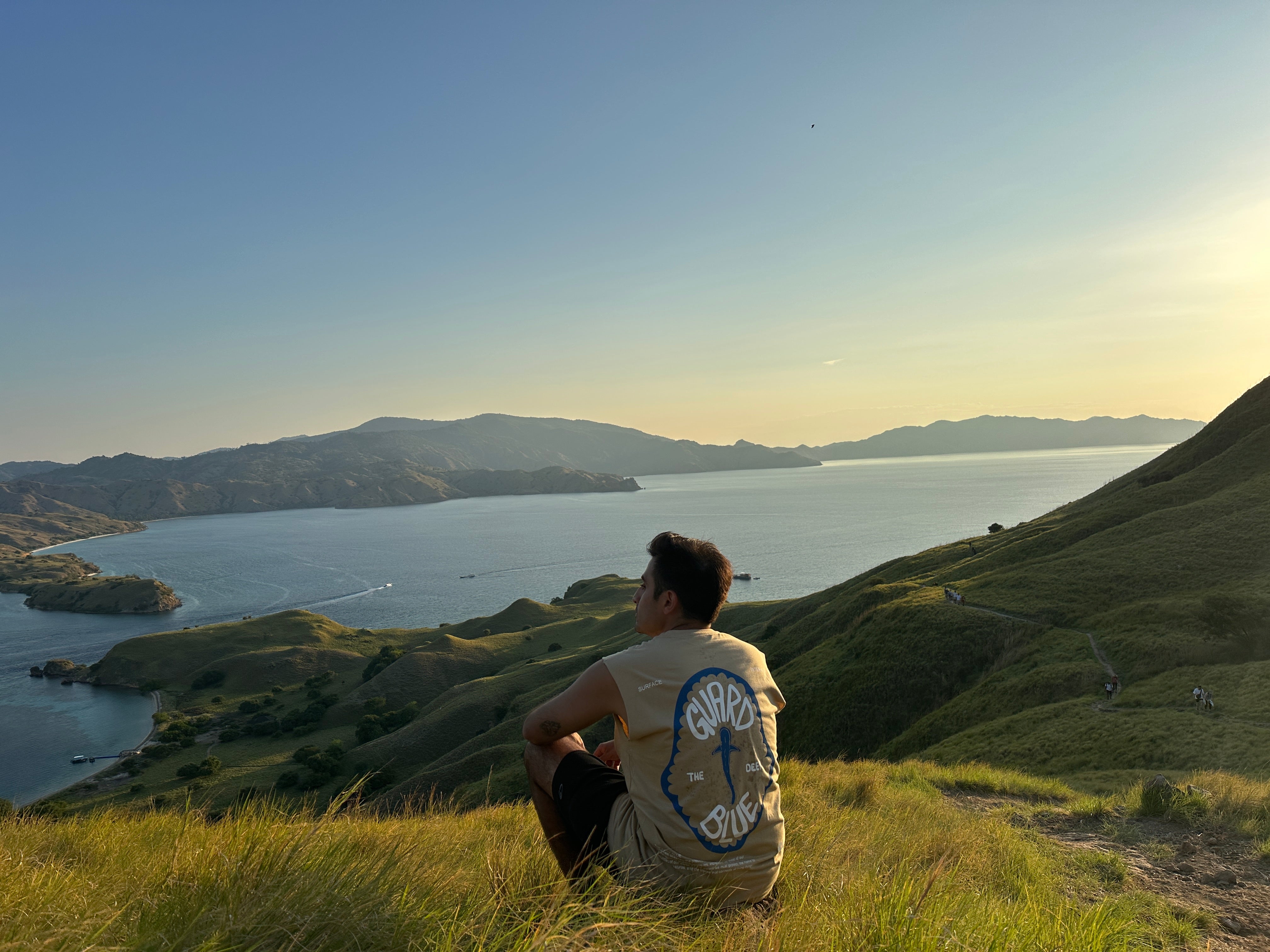 Guard The Deep Blue - Tank Top